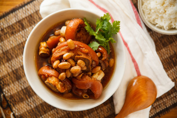 Muốn vòng 1 săn chắc và gợi cảm thì nên ăn gì ?